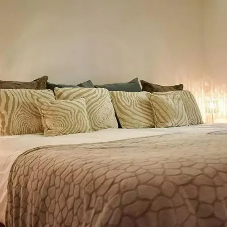 Comfortable Luxury Apt *