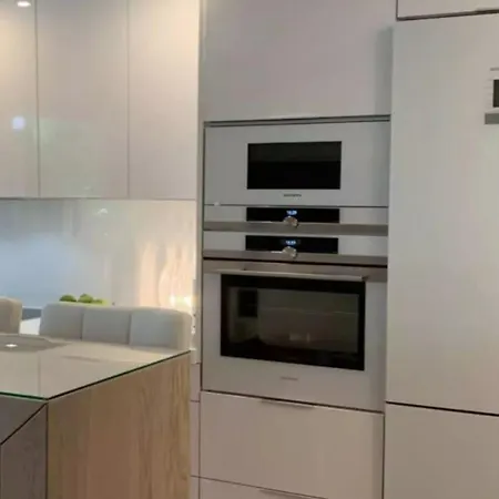 Comfortable Luxury Apt Apartmán